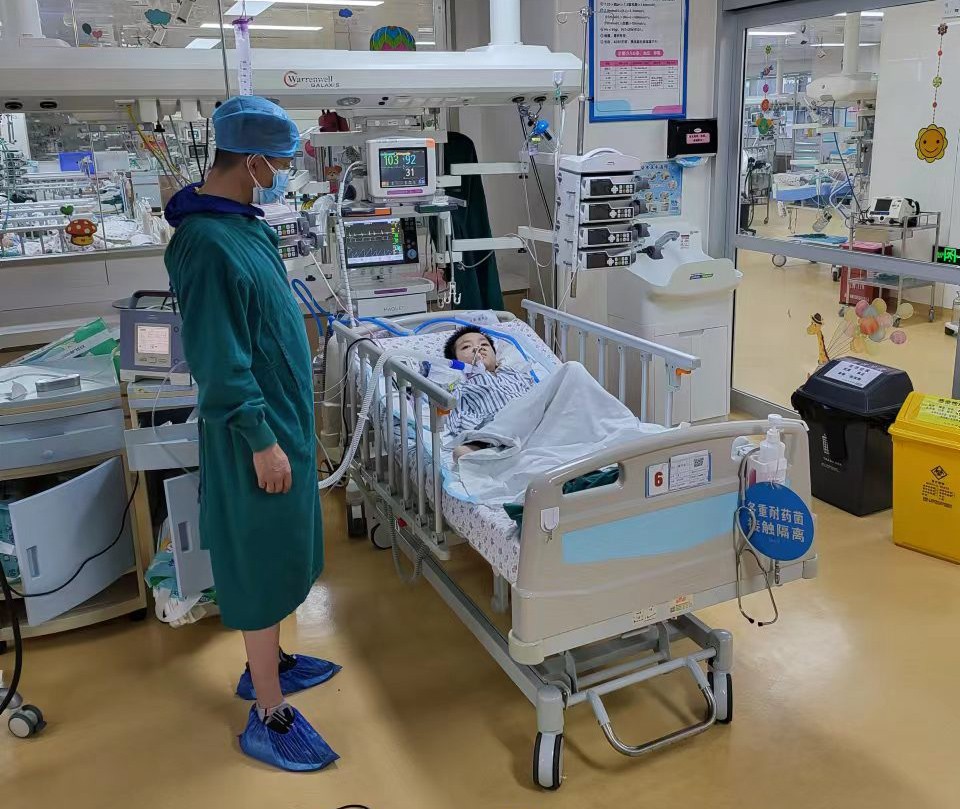 石门县跨省救护车出租公司